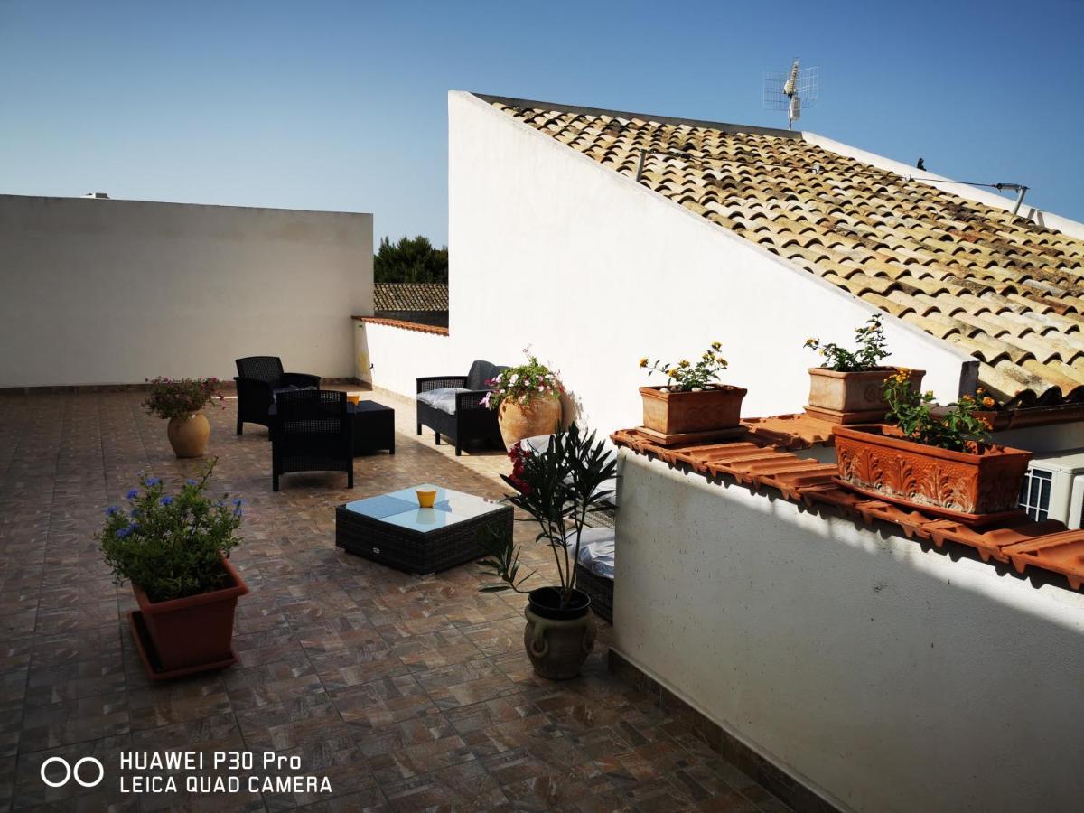 Brezza Salina Bed & Breakfast Torre Nubia Exterior foto